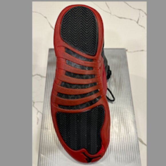 AIR JORDAN XII RETRO 12 (2003) FLU GAME MENS 11 NEW - Picture 11 of 16